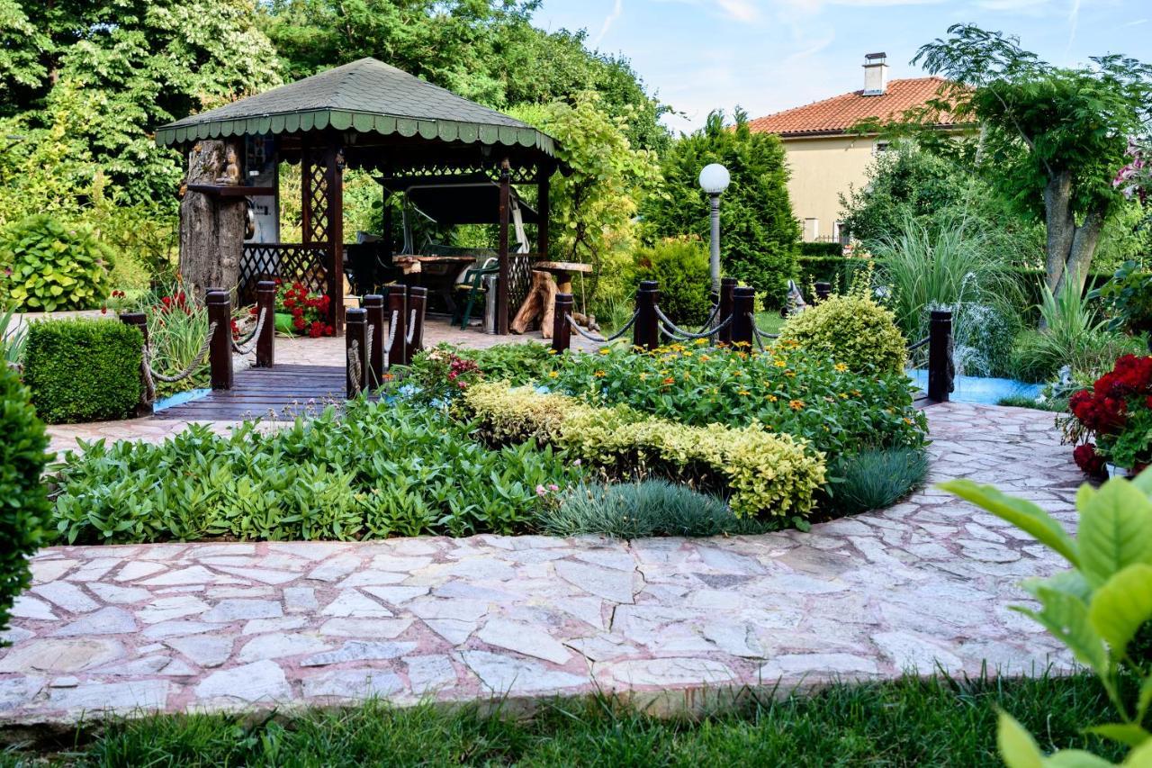 Vila Saltanat 41 Varna Exterior foto